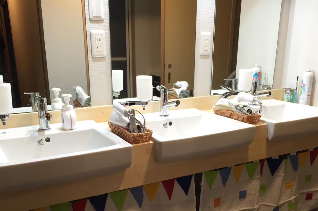 Shijo Horikawa Inn 5 Days Киото Экстерьер фото